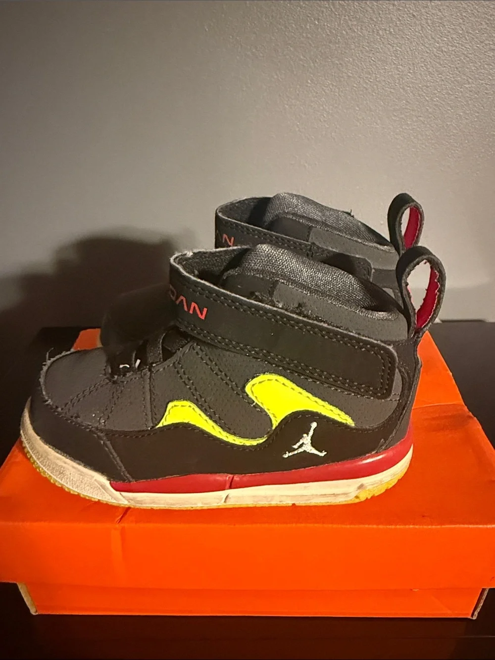 Jordan Kids Black, Yellow & Red Velcro Sneakers